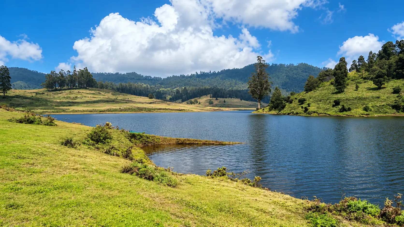 Mannavanur Lake